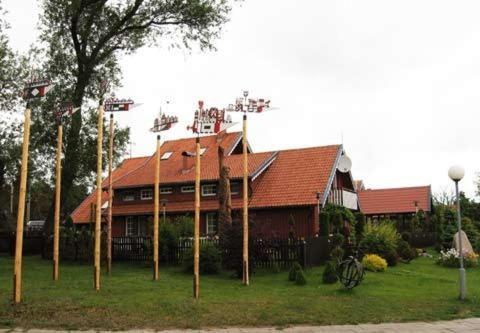 Vila Elvyra Nida Luaran gambar